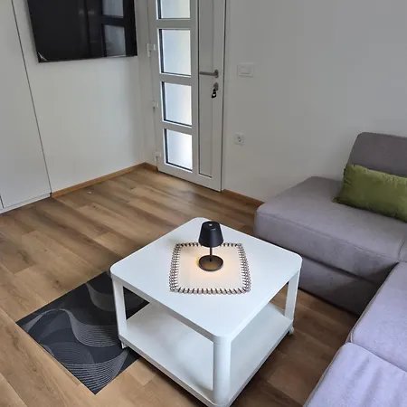 Apartment Sunny Barbara